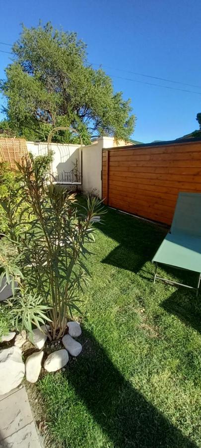 Bed and Breakfast Alma Bella Le Pegue Екстер'єр фото